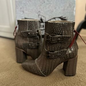 Freebird By Steven Joey Stone Croco Size 9 NWB